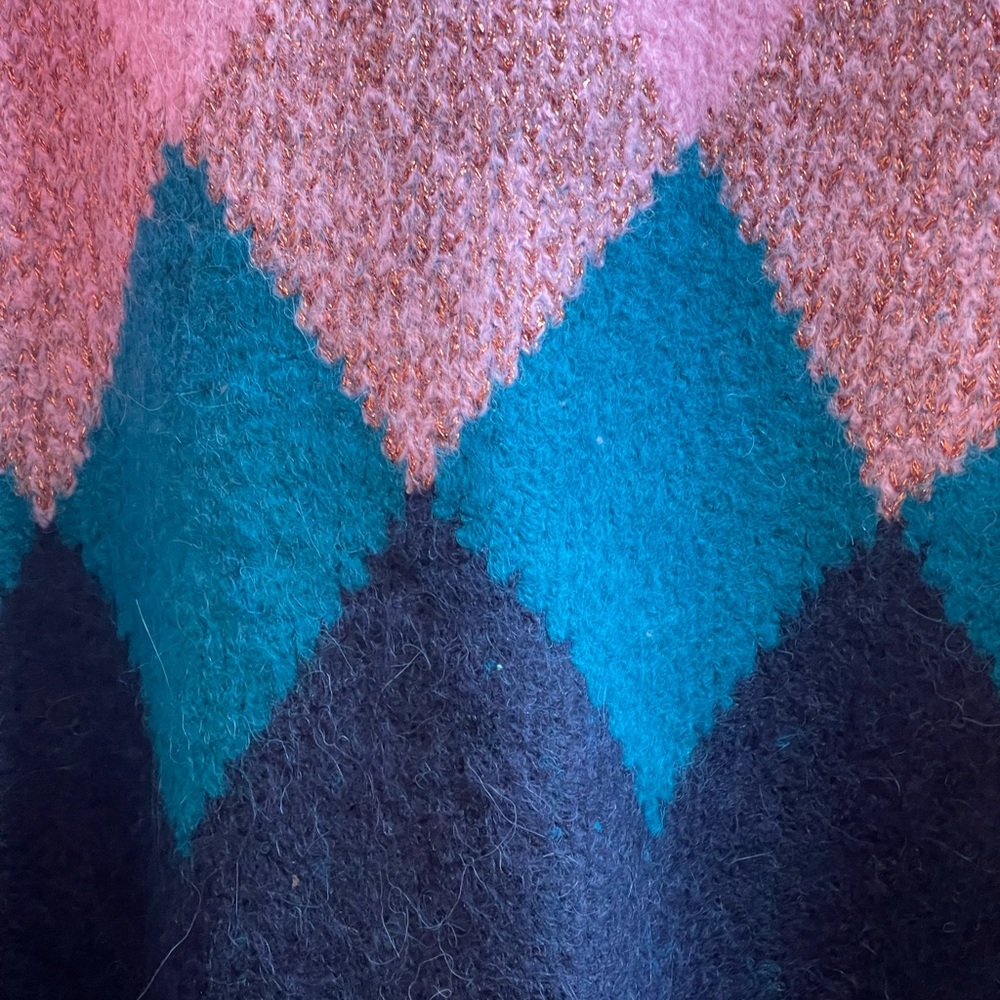 Pretty Chevron Sweater - Picture 3 of 8